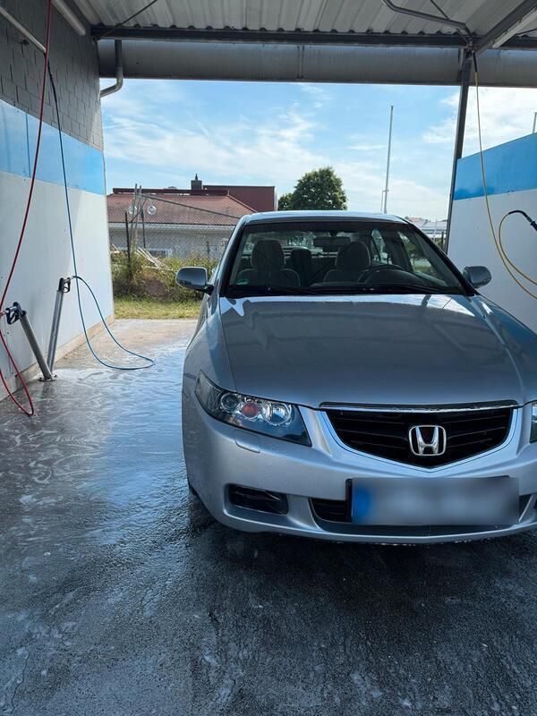 Grau Gebraucht 2004 Honda Accord Limousine | 5.000 € (Fairer Preis) - Bild 1/4