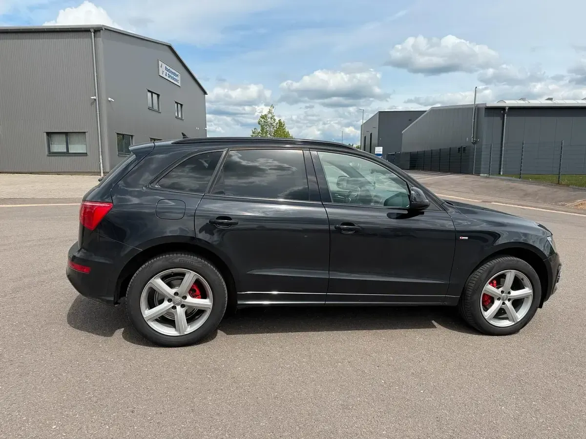 Gebraucht Audi Q5 S-Line 170 PS (125 kW) 2010 Schwarz SUV
