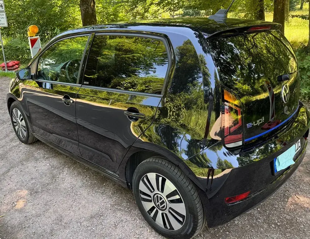 Gebraucht VW e-up! United 61 kW (83 PS) 2021 Schwarz Kleinwagen