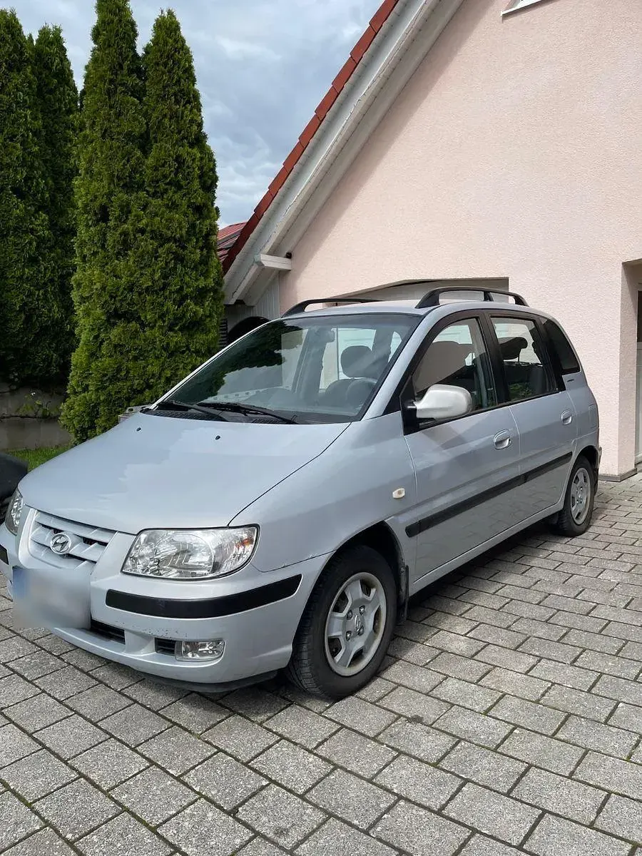 Gebraucht Hyundai Matrix Classic 103 PS (75 kW) 2008 Grau Van / Kleinbus