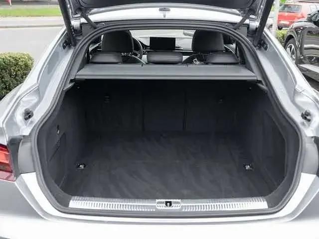 Gebraucht Audi A5 Sportback Advanced 163 PS (119 kW) 2022 Grau (florettsilber metallic) Kleinwagen