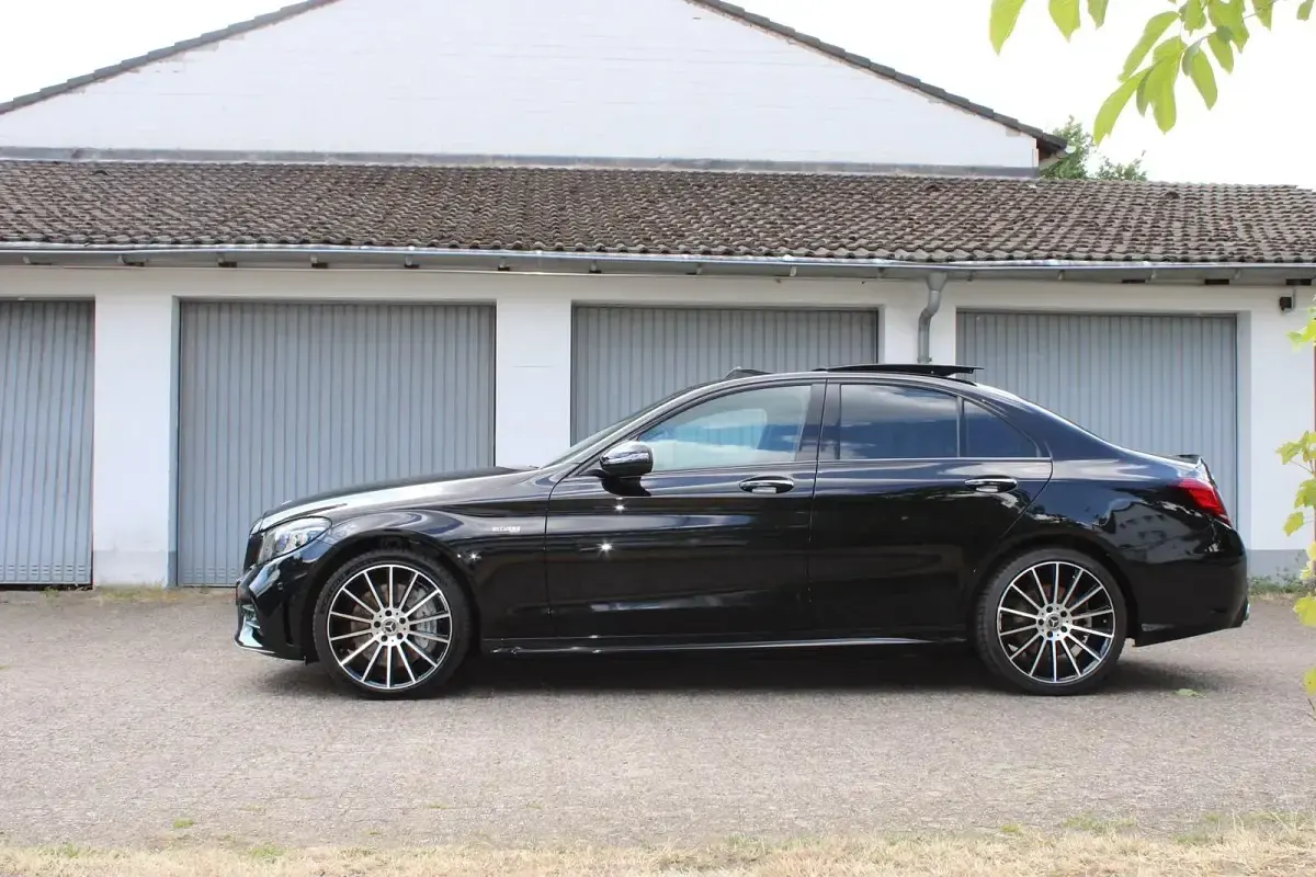 Gebraucht Mercedes C43 AMG AMG 390 PS (286 kW) 2020 Schwarz Limousine