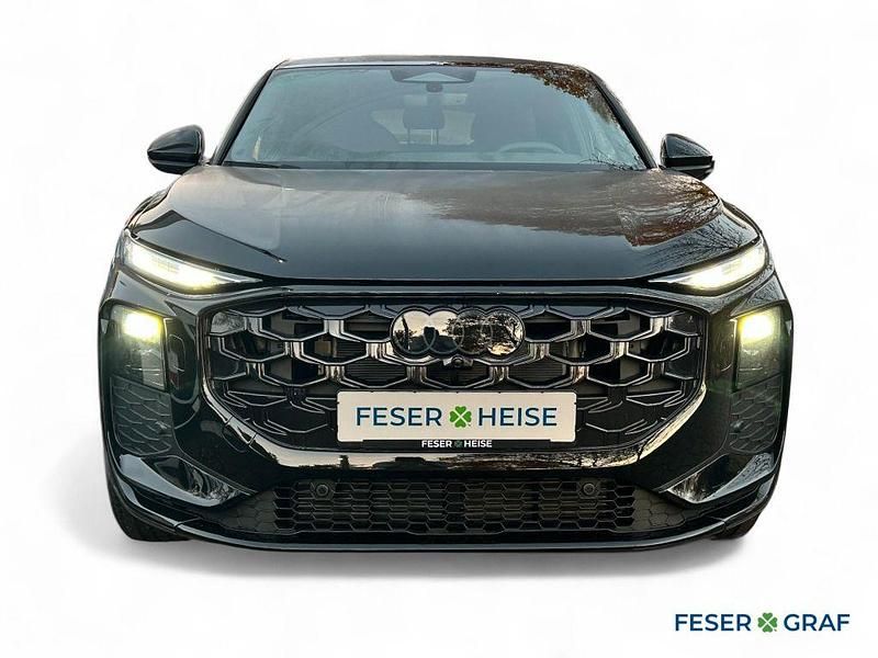 Neu Audi Q3 Sportback Ambiente 150 PS (110 kW) 2025 Mythosschwarz metallic SUV