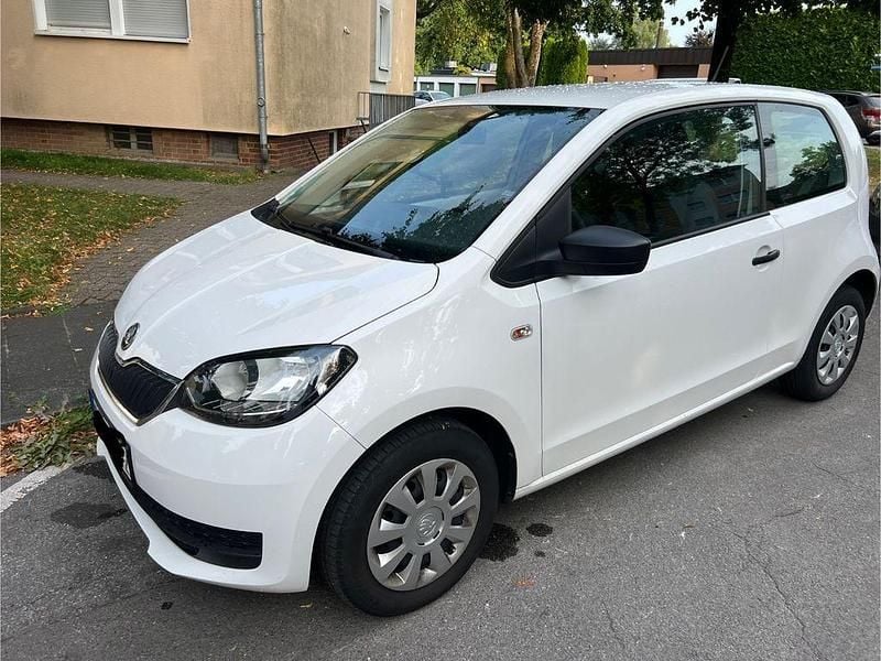 Weiß Gebraucht 2017 Skoda Citigo Cool Edition Kleinwagen | 5.900 € (Guter Preis) - Bild 1/4