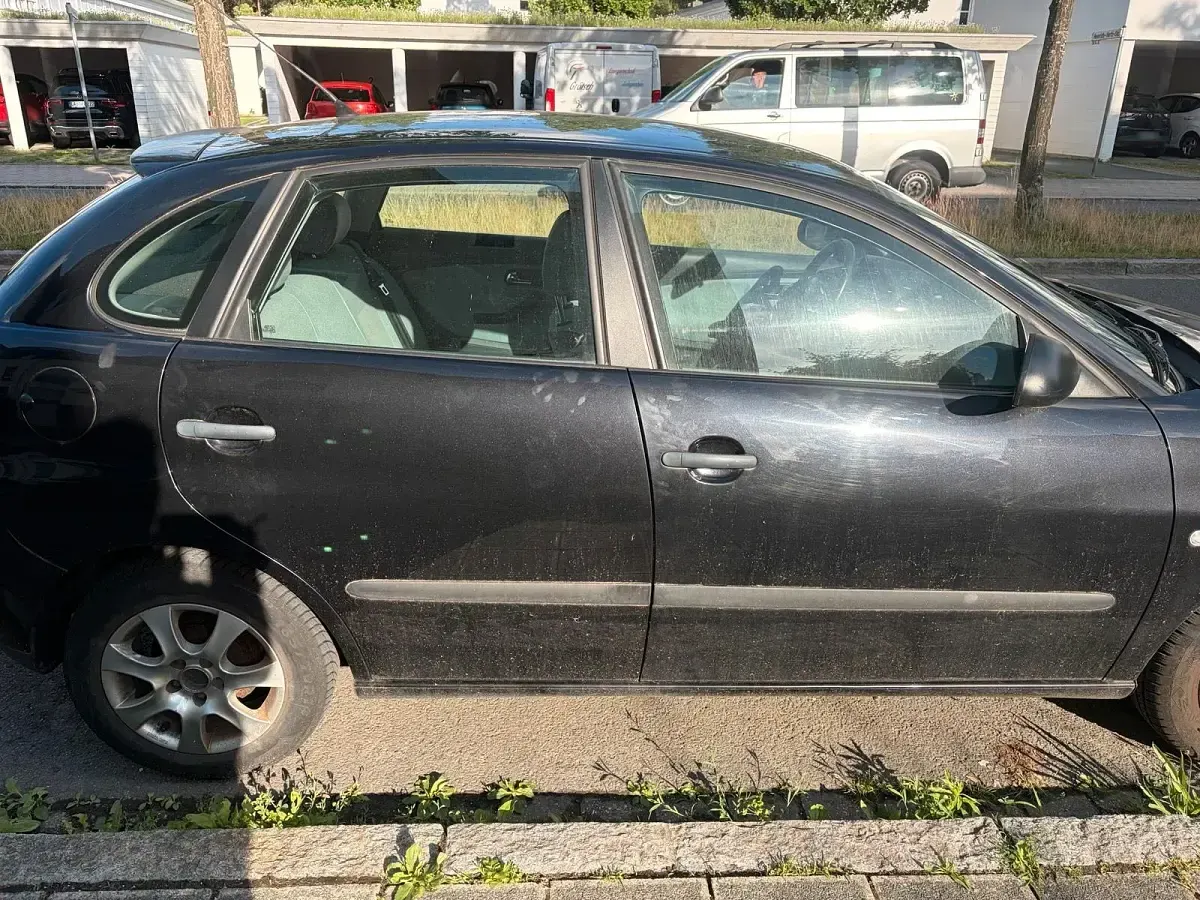 Gebraucht Seat Ibiza 64 PS (47 kW) 2004 Schwarz Kleinwagen