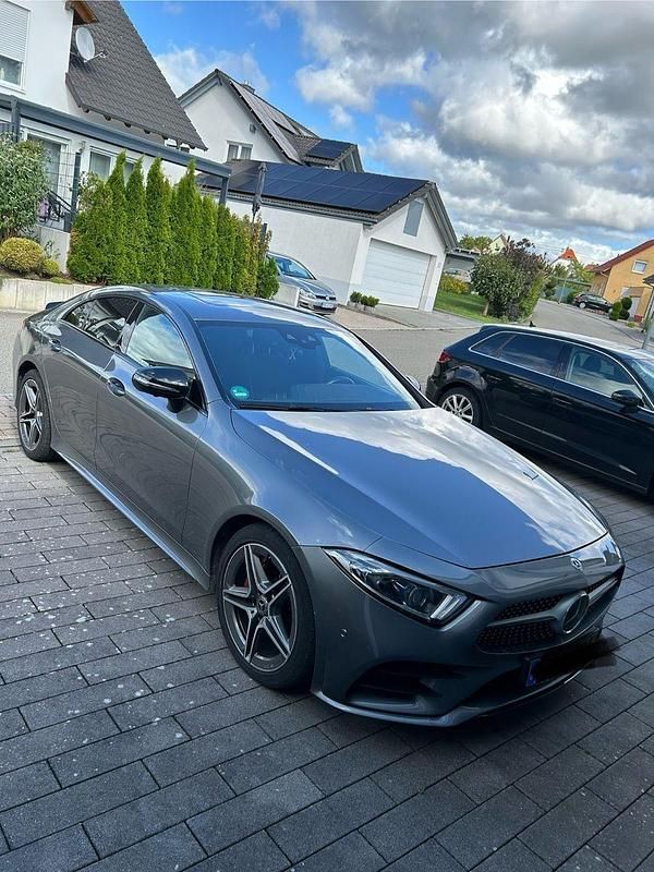 Grau Gebraucht 2019 Mercedes CLS350 Coupé | 38.000 € (Fairer Preis) - Bild 1/4