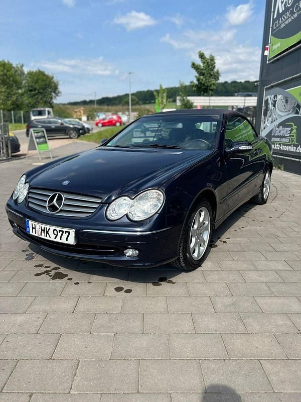 Blau Gebraucht 2004 Mercedes CLK200 Cabrio | 6.990 € (Fairer Preis) - Bild 1/4