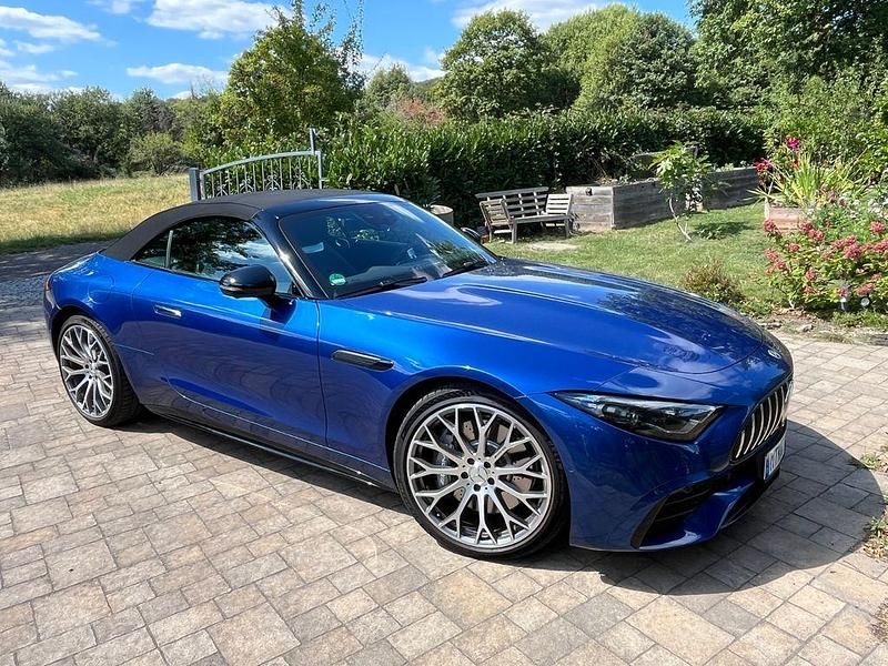 Blau Gebraucht 2023 Mercedes SL43 AMG AMG Cabrio | 90.800 € (Superpreis) - Bild 1/4