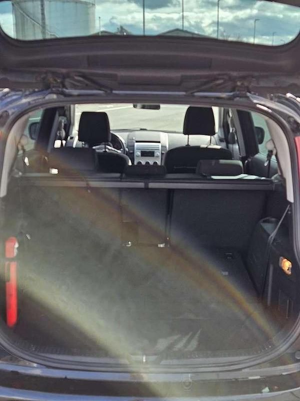 Gebraucht Mazda 5 Exclusive 145 PS (106 kW) 2005 Brillantschwarz Van / Kleinbus