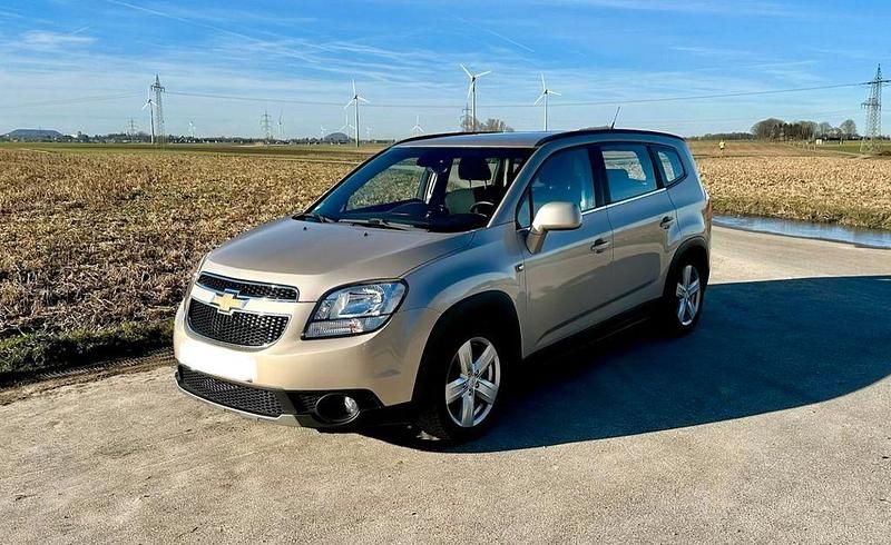 Gebraucht Chevrolet Orlando LTZ 141 PS (103 kW) 2011 Beige Van / Kleinbus