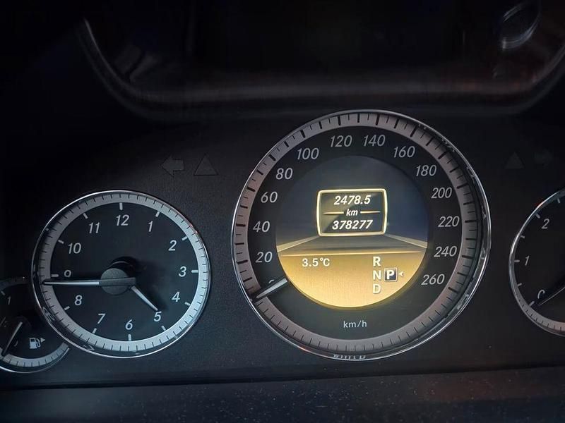 Gebraucht Mercedes E300 232 PS (170 kW) 2012 Grau Limousine