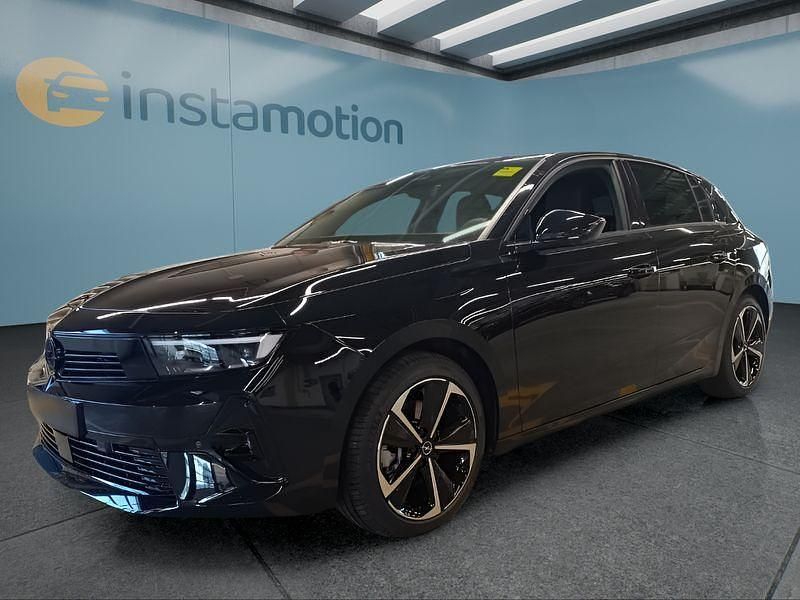 Schwarz Gebraucht 2024 Opel Astra Limousine | 27.099 € (Fairer Preis) - Bild 1/4