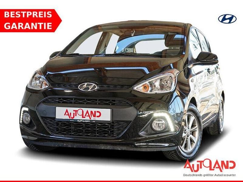 Gebraucht Hyundai i10 Basis 67 PS (49 kW) 2016 Schwarz Kleinwagen