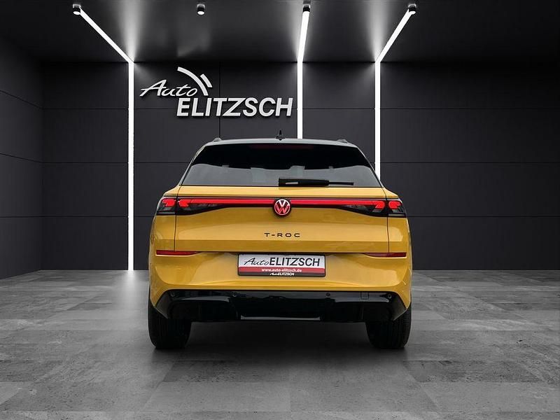 Gebraucht VW T-Roc R-line 150 PS (110 kW) 2025 Canary yellow SUV