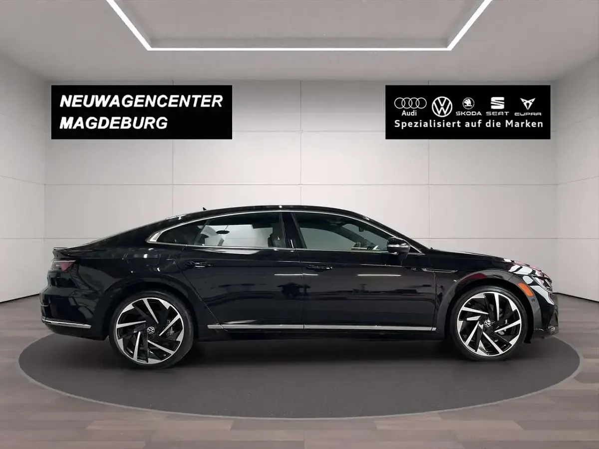 Neu VW Arteon R-line 305 PS (224 kW) 2025 Deep black perleffekt Kombi