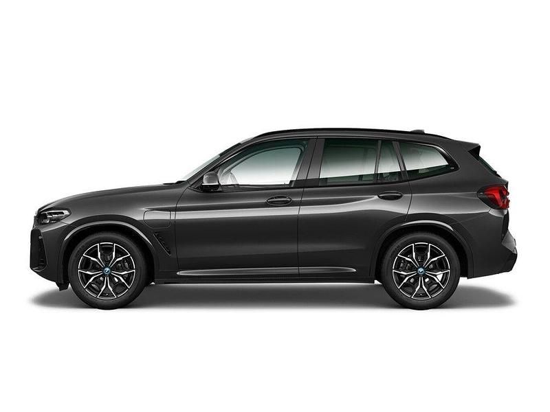 Gebraucht BMW X3 Performance 292 PS (214 kW) 2022 Sophistograu brillanteffekt metalli SUV