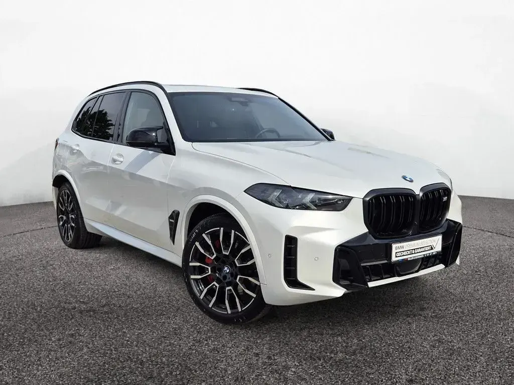 Gebraucht BMW X5 M Sport 530 PS (389 kW) 2025 Weiß SUV
