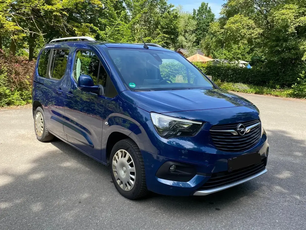 Gebraucht Opel Combo Life 110 PS (80 kW) 2019 Blau Van / Kleinbus