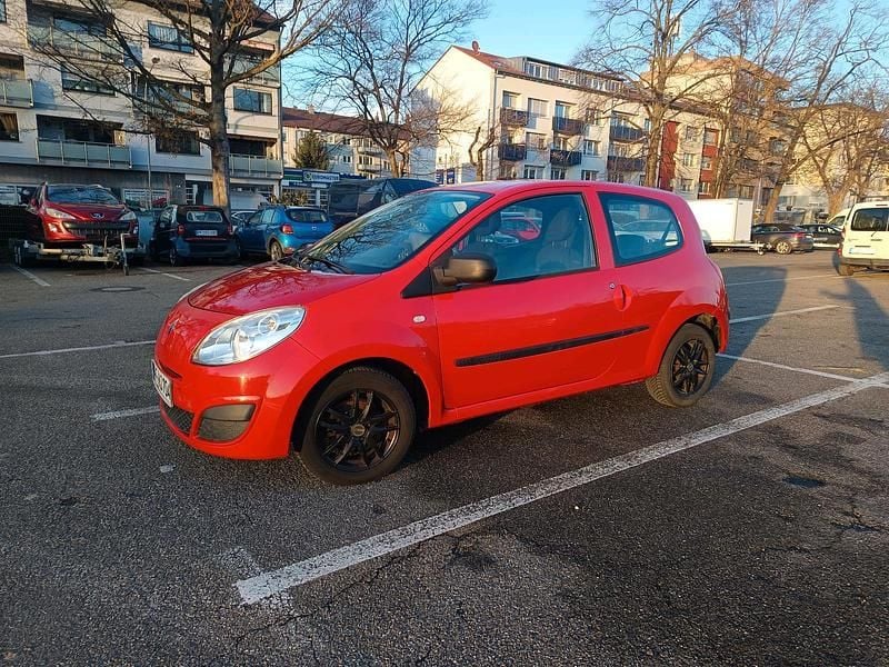 Rot Gebraucht 2011 Renault Twingo Kleinwagen | 1.499 € (Superpreis) - Bild 1/4