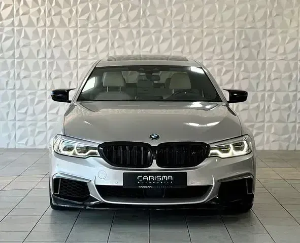 Gebraucht BMW M550 Shadowline 400 PS (294 kW) 2018 Silber Limousine