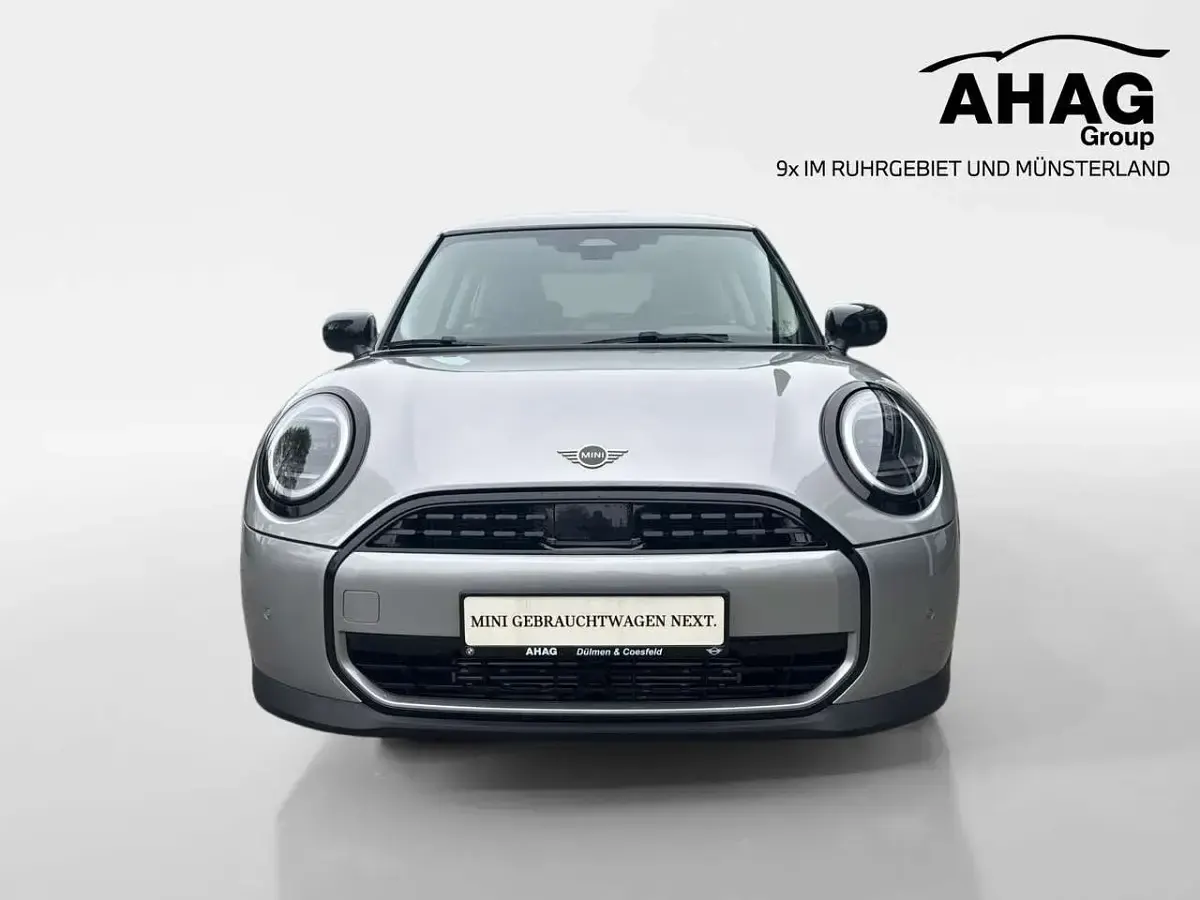 Używany Mini Cooper 114 kW (156 KM) 2025 Srebrny Hatchback