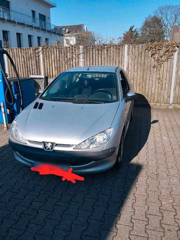 Gebraucht Peugeot 206 75 PS (55 kW) 2006 Silber Kleinwagen