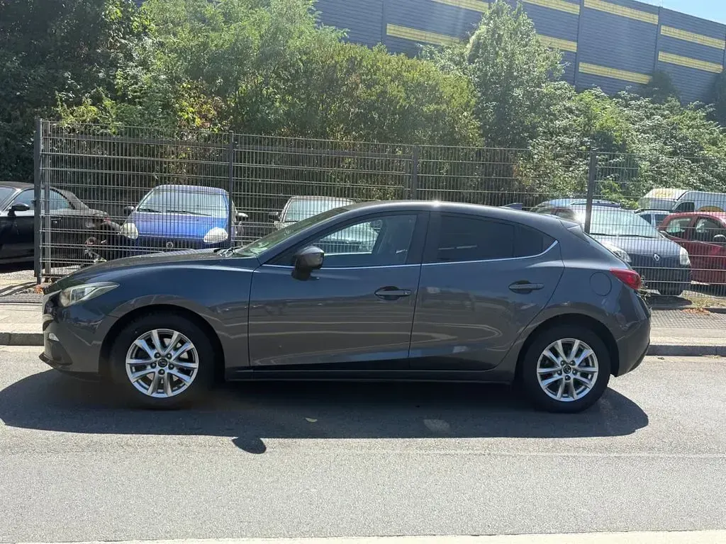 Gebraucht Mazda 3 Center-Line 150 PS (110 kW) 2015 Grau Limousine