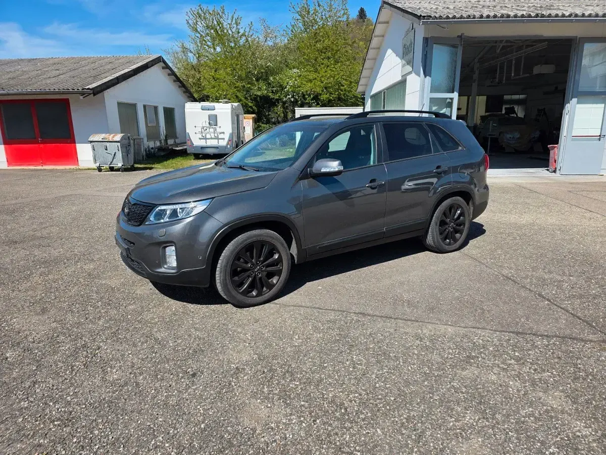 Gebraucht Kia Sorento 197 PS (144 kW) 2012 Grau SUV