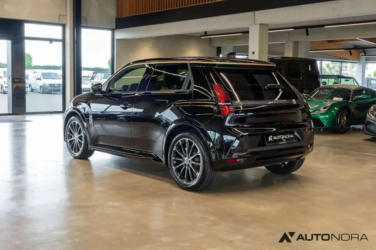 Gebraucht Renault 5 E-Tech Iconic 110 kW (150 PS) 2025 Blackpearlschwarz Kleinwagen