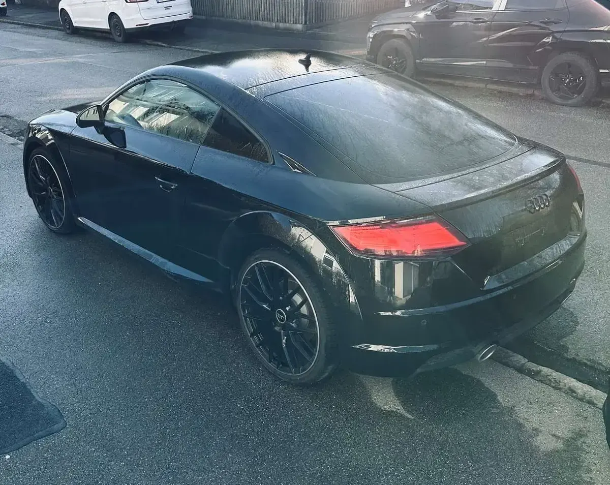 Gebraucht Audi TT Sport 197 PS (144 kW) 2022 Schwarz Coupé