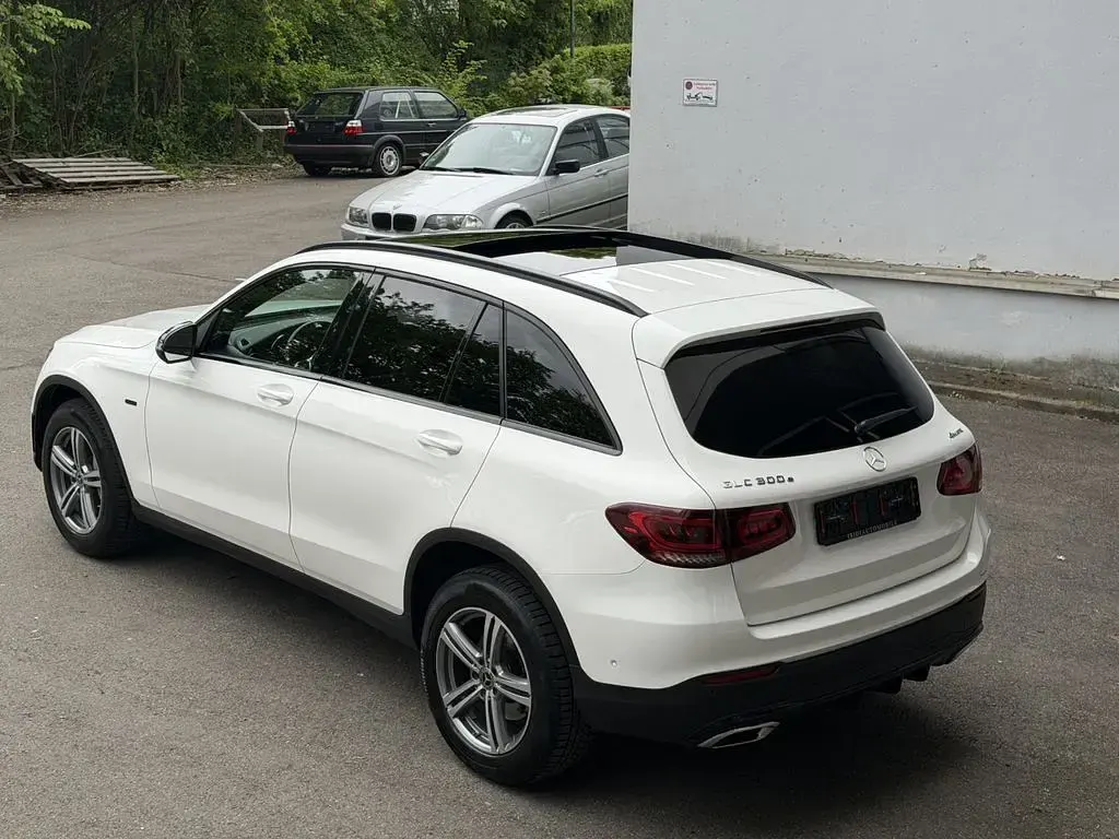 Gebraucht Mercedes GLC300 AMG 211 PS (155 kW) 2020 Polarweiã SUV