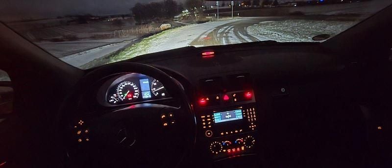 Gebraucht Mercedes C280 Avantgarde 231 PS (169 kW) 2005 Schwarz Kombi