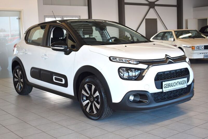 Weiß Gebraucht 2021 Citroën C3 Shine Kleinwagen | 12.999 € (Fairer Preis) - Bild 1/4