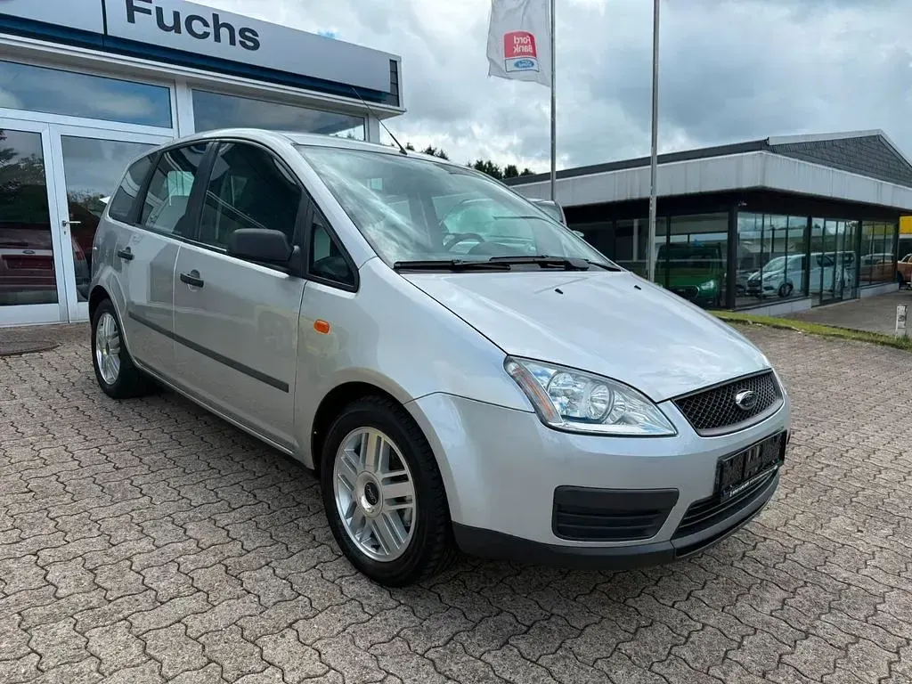 Gebraucht Ford Focus Ambiente 101 PS (74 kW) 2004 Silber Limousine
