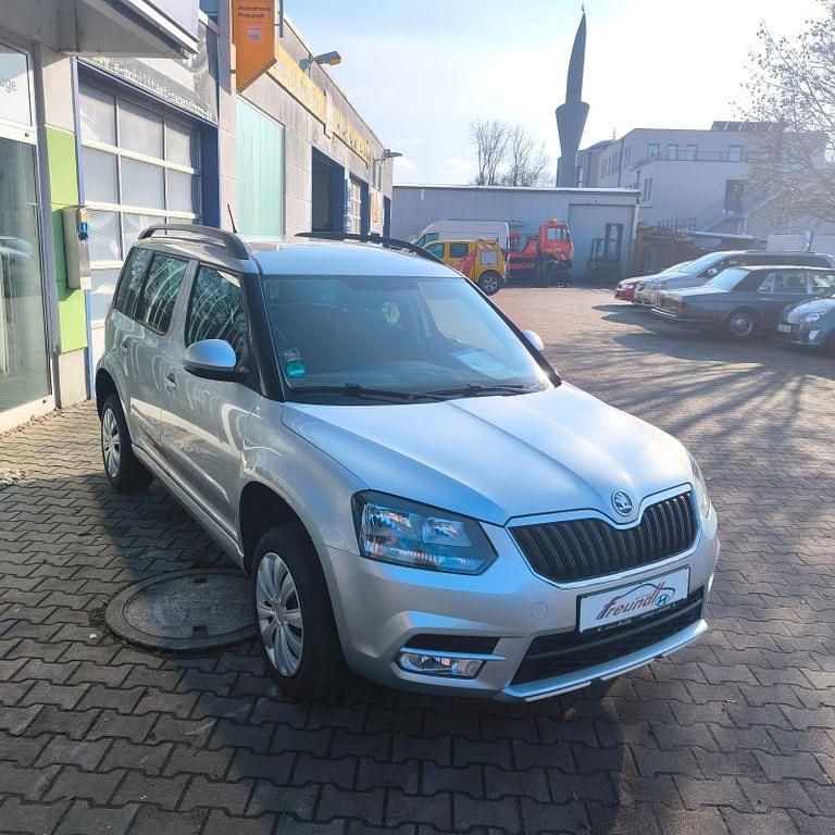 Gebraucht Skoda Yeti Ambition 160 PS (117 kW) 2015 Silber SUV