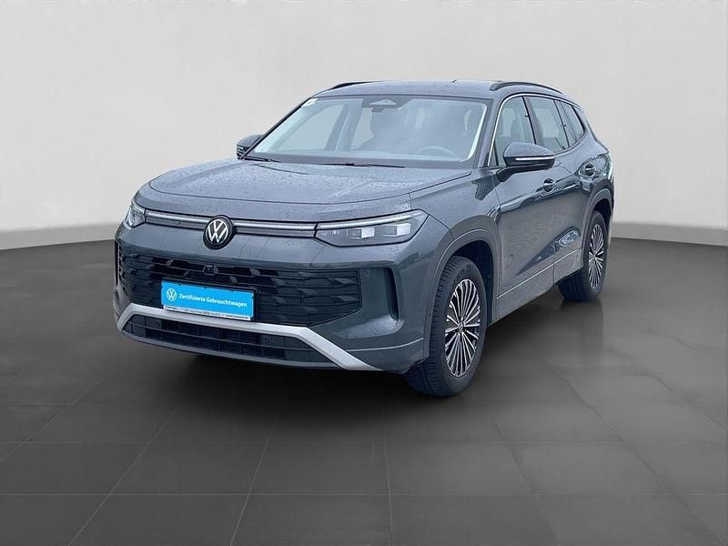Gebraucht VW Tayron Life 150 PS (110 kW) 2025 Grau SUV