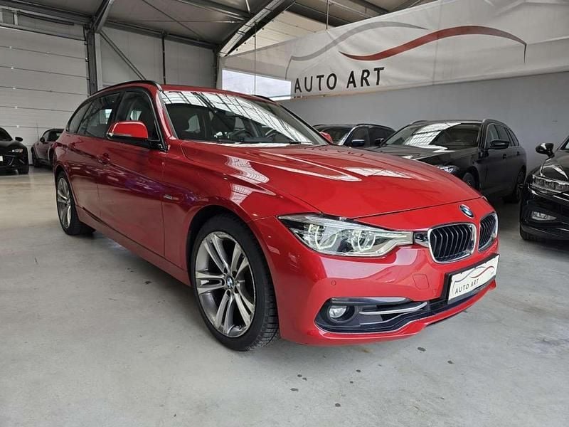 Rot Gebraucht 2016 BMW 330 Sport Line Kombi | 13.990 € (Superpreis) - Bild 1/4