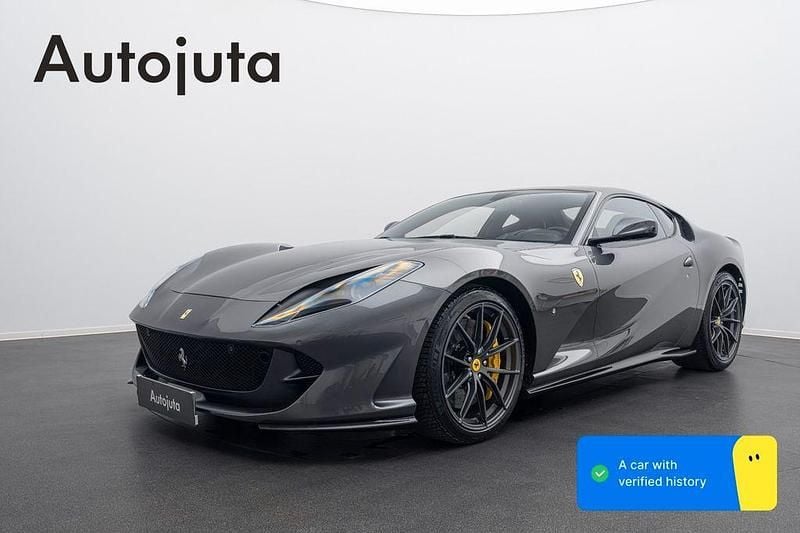 Gebraucht Ferrari 812 795 PS (584 kW) 2019 Grau