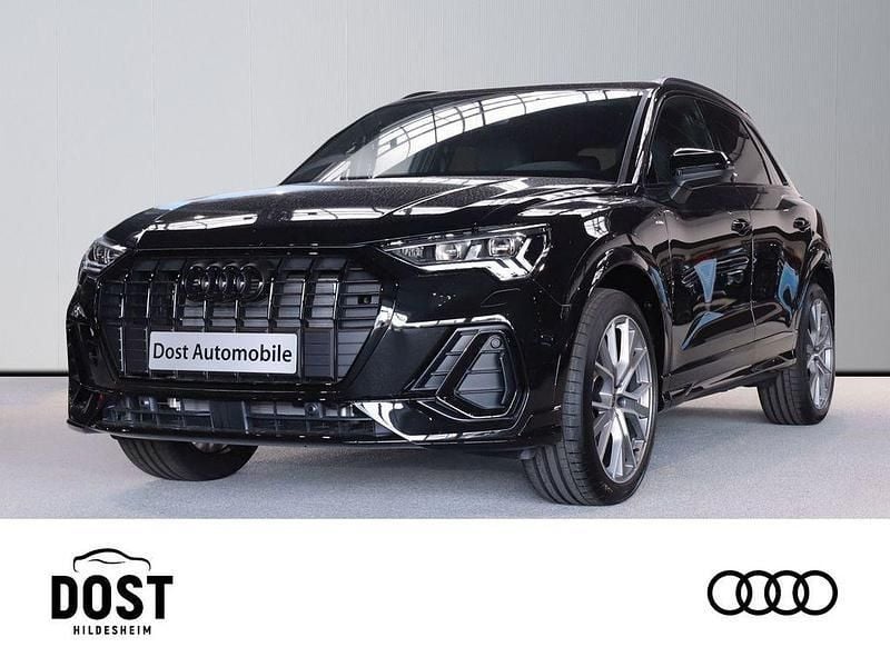 Mythosschwarz metallic Gebraucht 2025 Audi Q3 S-Line SUV | 44.890 € (Fairer Preis) - Bild 1/4