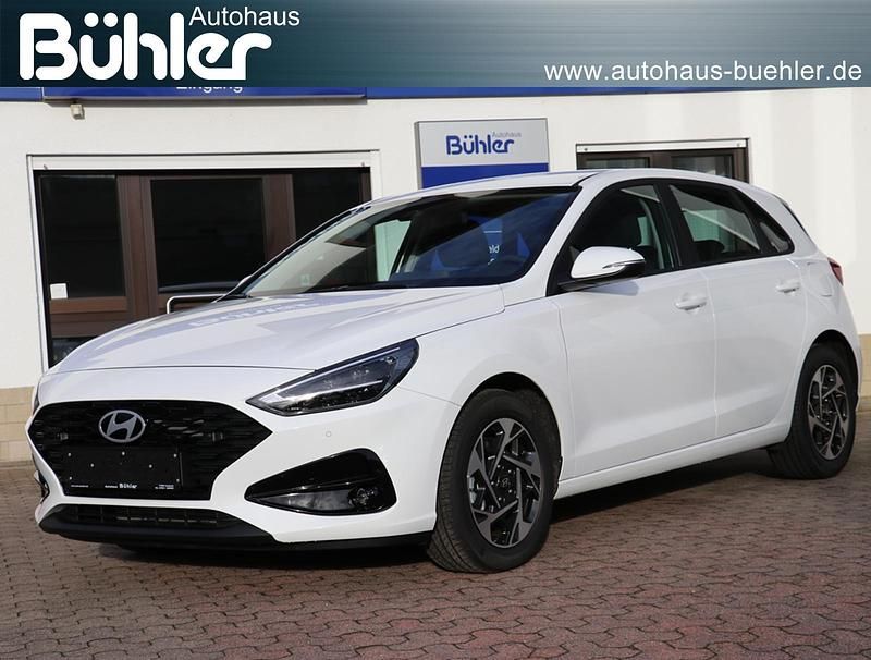 Neu Hyundai i30 Select 116 PS (85 kW) 2026 Atlas white uni Limousine