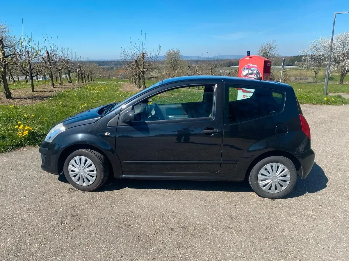 Gebraucht Citroën C2 60 PS (44 kW) 2009 Schwarz Kleinwagen