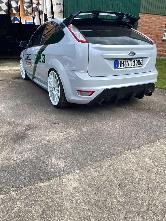 Gebraucht Ford Focus ST 226 PS (166 kW) 2009 Weiß Limousine