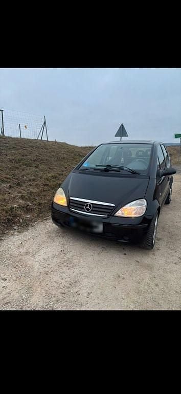Gebraucht Mercedes A170 Classic 90 PS (66 kW) 2000 Schwarz Van / Kleinbus