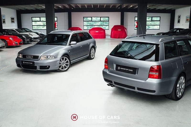 Silber Gebraucht 2002 Audi RS4 Sport Kombi | 99.900 € - Bild 1/4