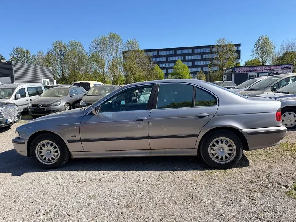 Usata BMW 528 193 CV (141 kW) 1996 Argento Berlina