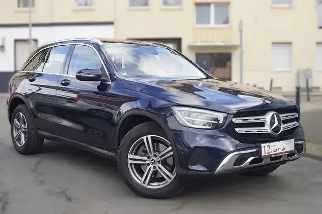 Gebraucht Mercedes GLC300 258 PS (189 kW) 2021 Blau SUV