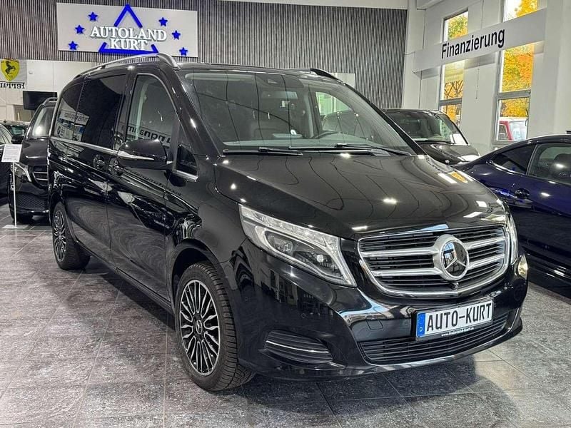 Gebraucht Mercedes V250 190 PS (139 kW) 2015 Obsidianschwarz Van / Kleinbus