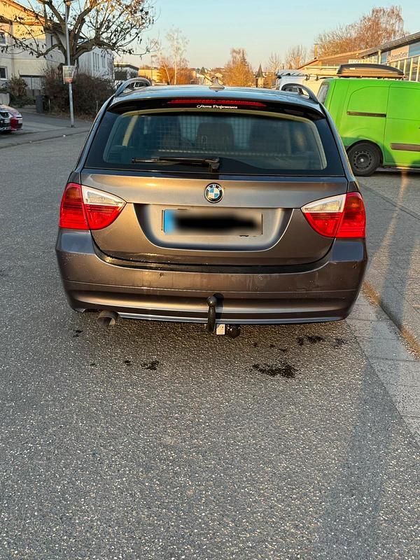 Gebraucht BMW 320 163 PS (119 kW) 2006 Kombi