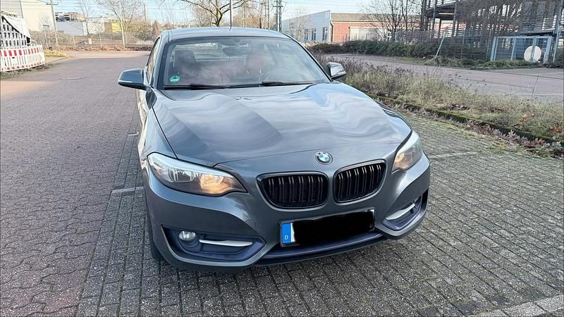 Gebraucht BMW 218 Sport Line 150 PS (110 kW) 2014 Grau Coupé