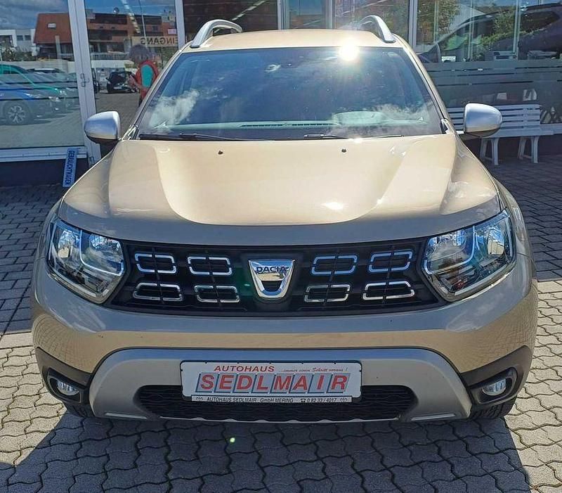 Dünenbeige Gebraucht 2018 Dacia Duster Prestige SUV | 12.980 € (Guter Preis) - Bild 1/4